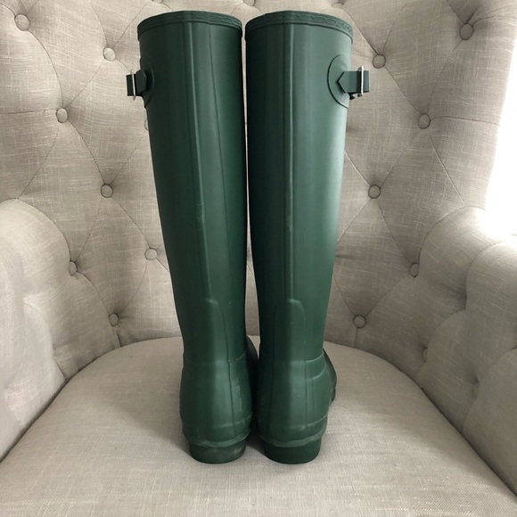 Hunter green women’s boot. EUC. 9 - Picture 3 of 6